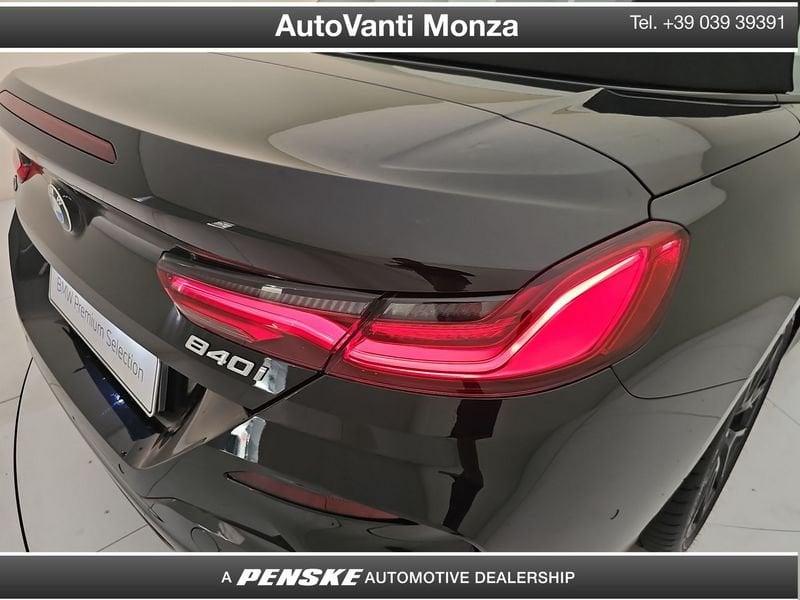 BMW Serie 8 840i xDrive Cabrio