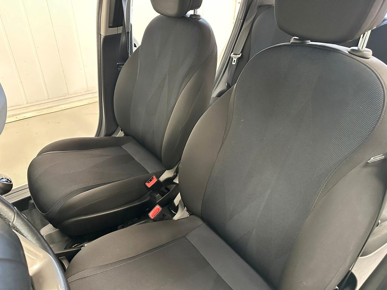 Lancia Ypsilon 1.0 FireFly 5 porte S&S Hybrid Ecochic