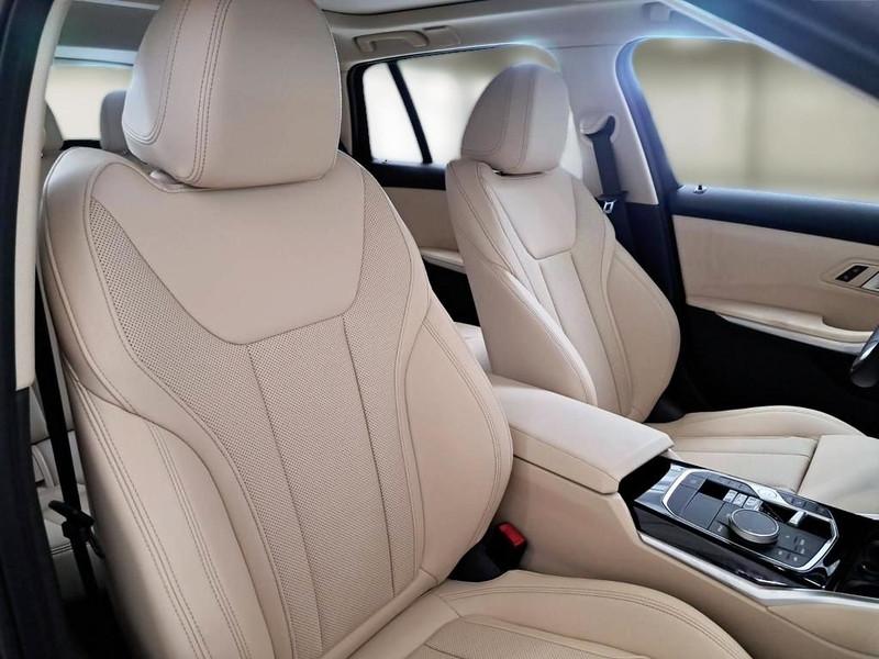 BMW 330 XDRIVE TOURING AUTO STATION WAGON