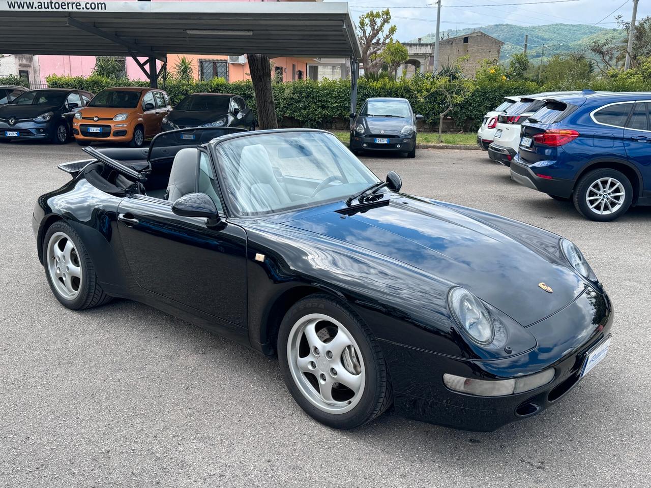 PORSCHE 911 CARRERA 4 993 CABRIOLET