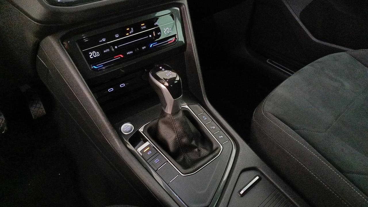 VOLKSWAGEN Tiguan 2.0 tdi Elegance 150cv dsg