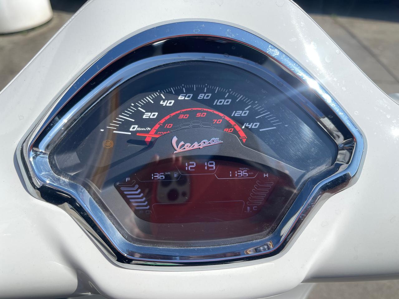 VESPA GTS 300 SUPER