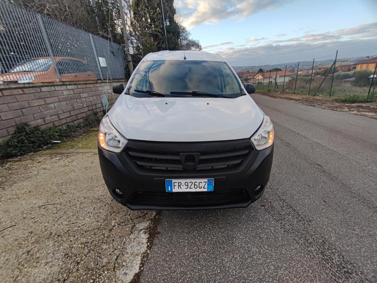 Dacia Dokker van GPL Furgone IVA ESPOSTA