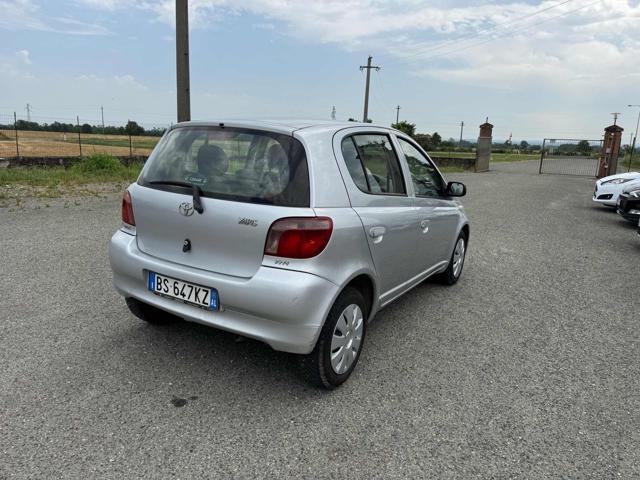 TOYOTA Yaris 1.0i 16V cat 5 porte