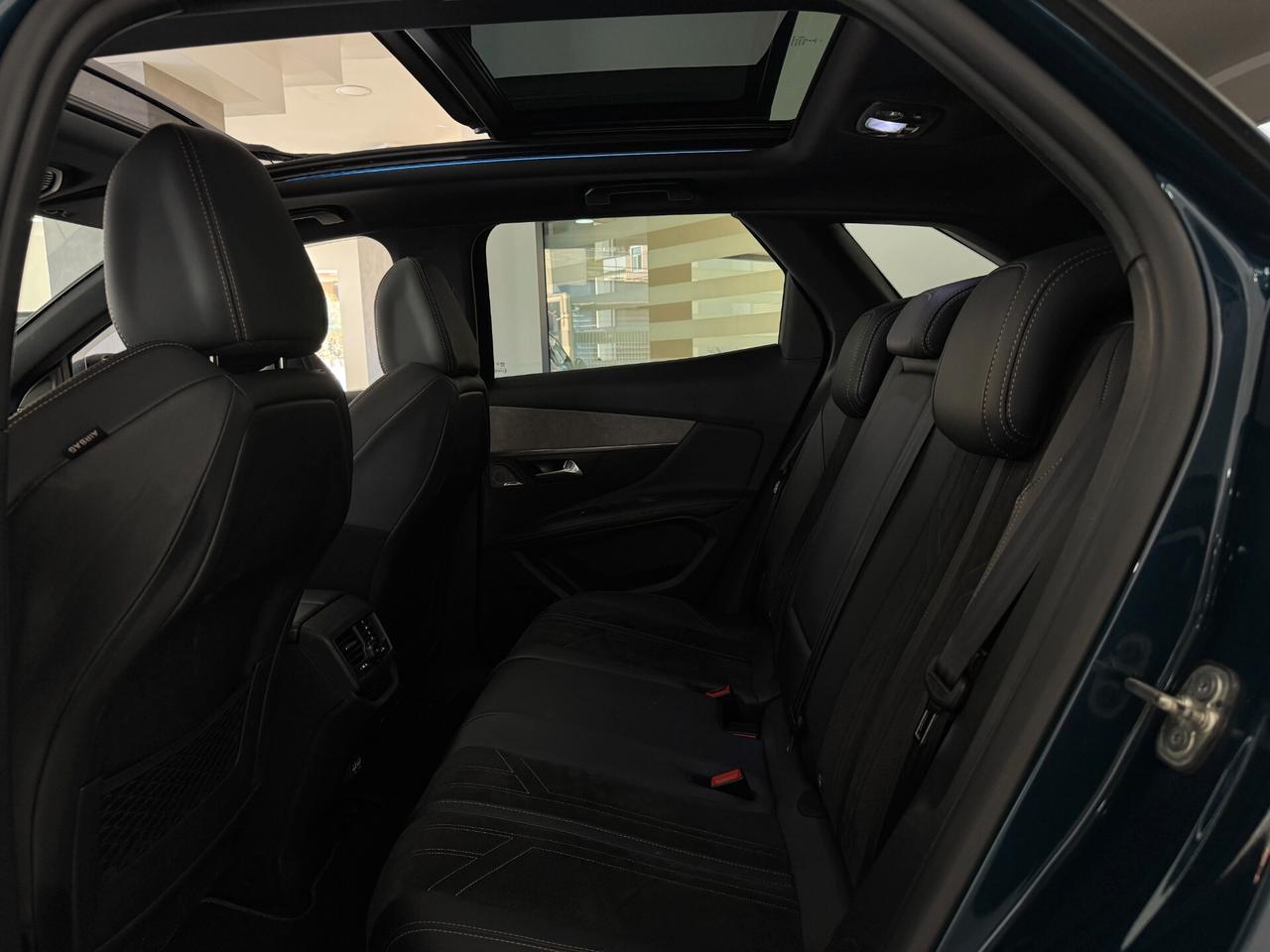 Peugeot 3008 BlueHDi 130cv EAT8 GT Tetto apribile