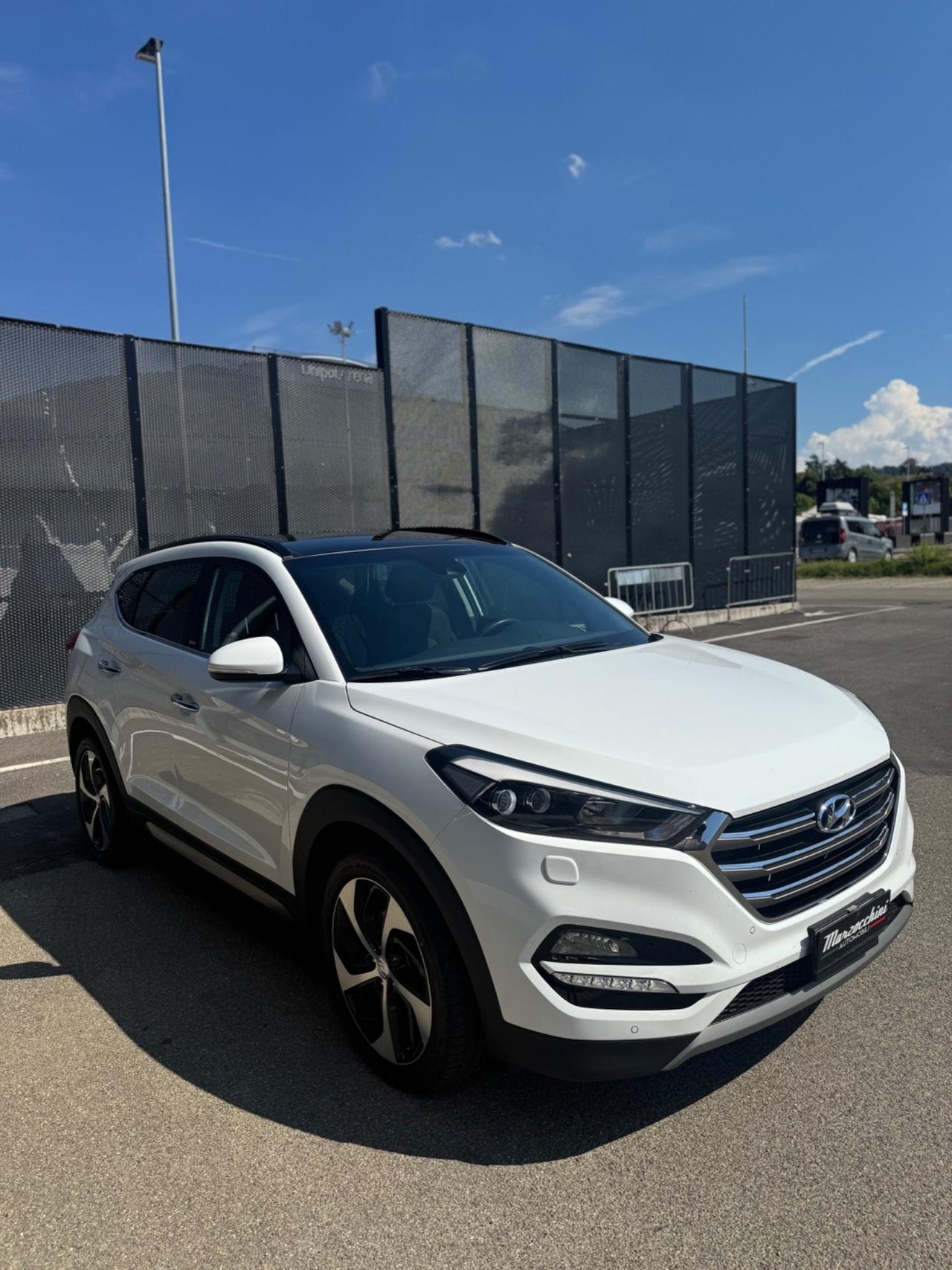 HYUNDAI TUCSON 1.7 XPOSSIBLE 52.000 KM FULL FULL