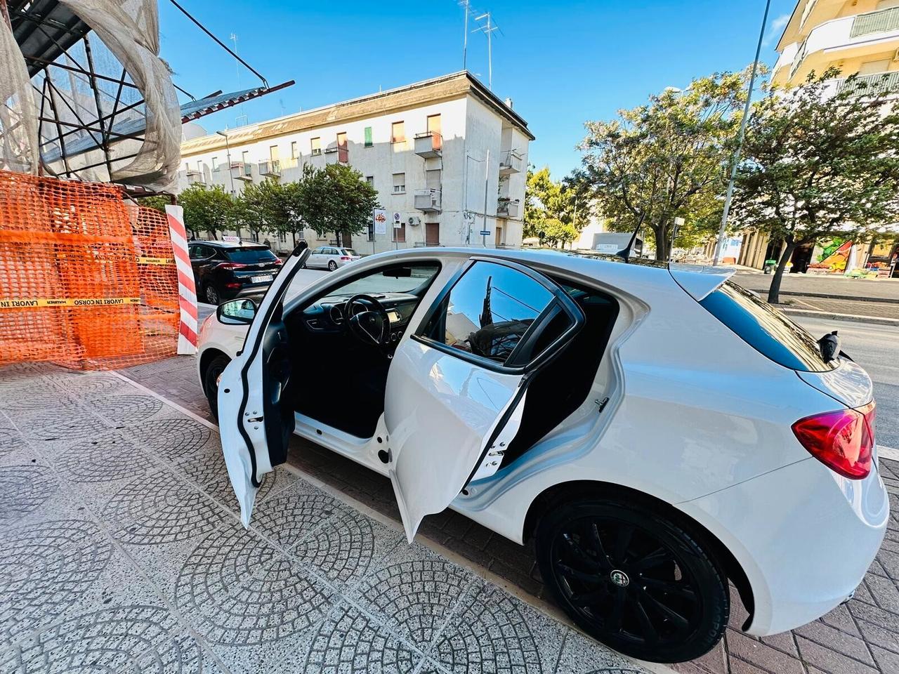 Alfa Romeo Giulietta 1.6 JTDm 120 CV Business