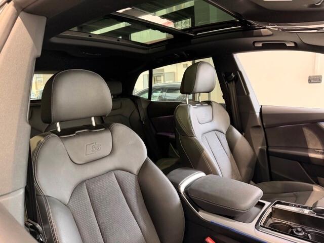Audi Q8 BLACK LINE 50 TDI quattro 286cv