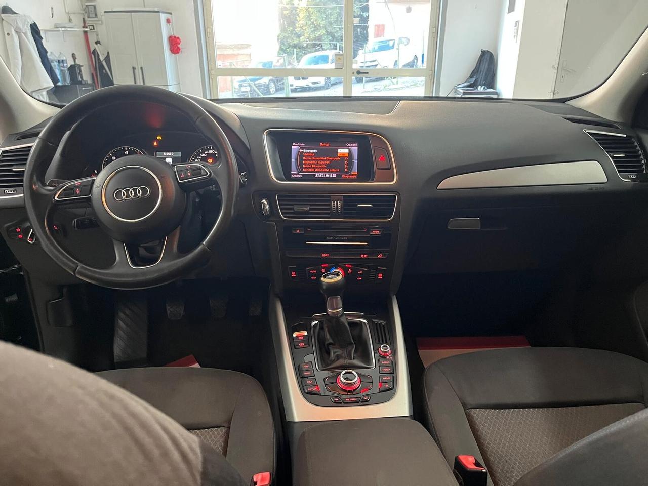 Audi Q5 2.0 TDI 150 CV clean diesel Business
