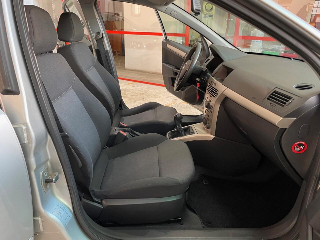 Opel Astra 1.6 16V VVT 5 porte Enjoy UNICO PROPRIETARIO!!!