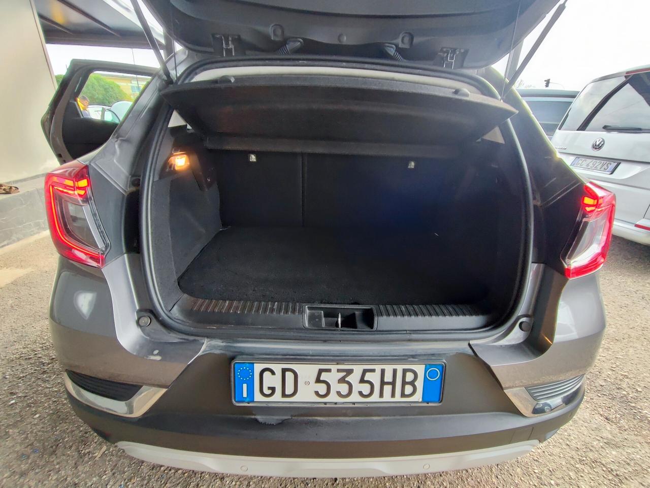 Renault Captur Plug-in Hybrid E-Tech 160 CV Initiale Paris