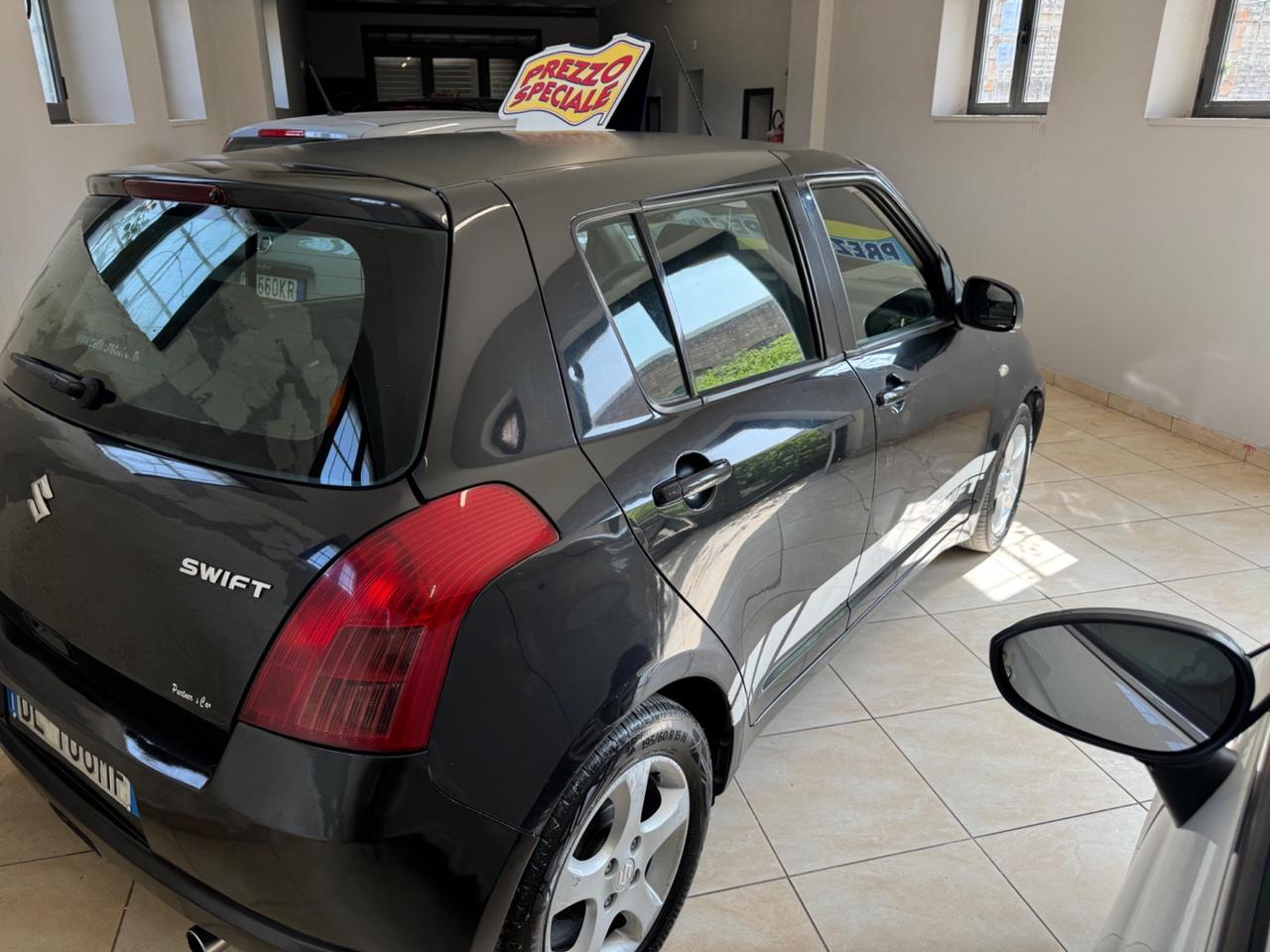 Suzuki Swift 1.3 DDiS 5p. GLX