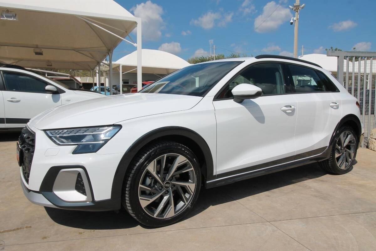 Audi A3 Allstreet 1.5 tfsi mhev Business Advanced 150cv Km0 09.2026
