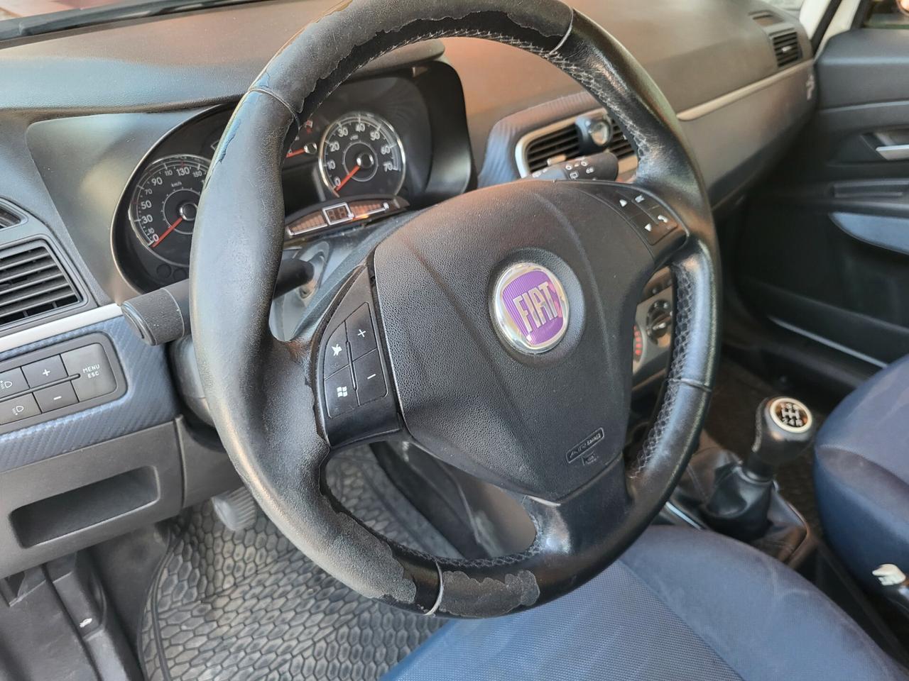 Fiat Grande Punto 1.3 MJT 75 CV 5 porte Dynamic