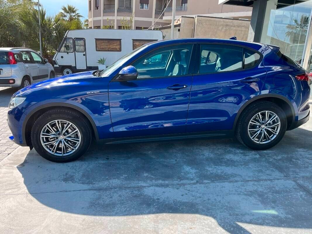 Alfa Romeo Stelvio 2.2 Turbodiesel 160 CV AT8 RWD Super
