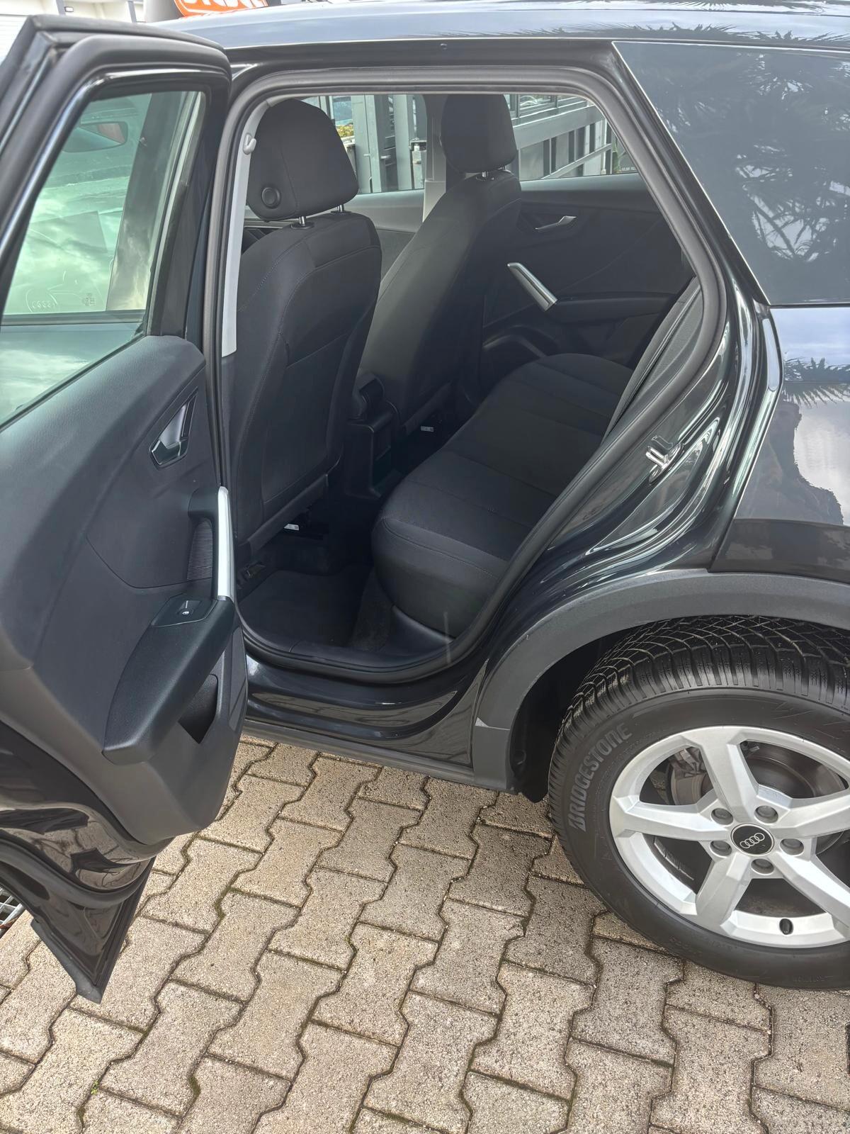 Audi Q2 30 TDI S tronic Business