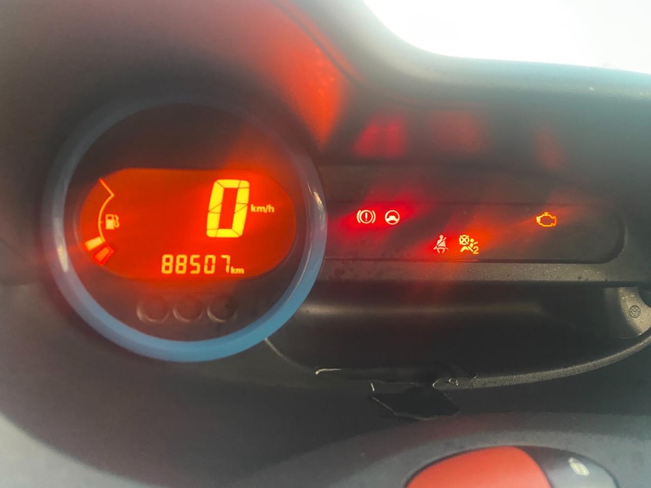 RENAULT TWINGO 1.2 ANNO 2013 88.000 KM GARANTITA