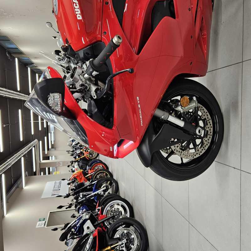 Ducati Panigale V2 - 2023