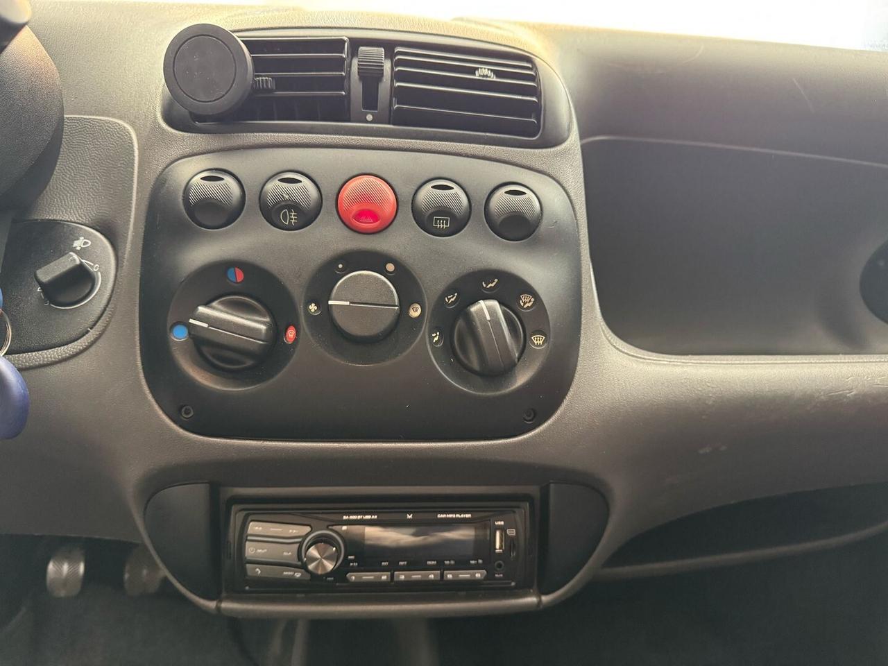 FIAT 600 0.9