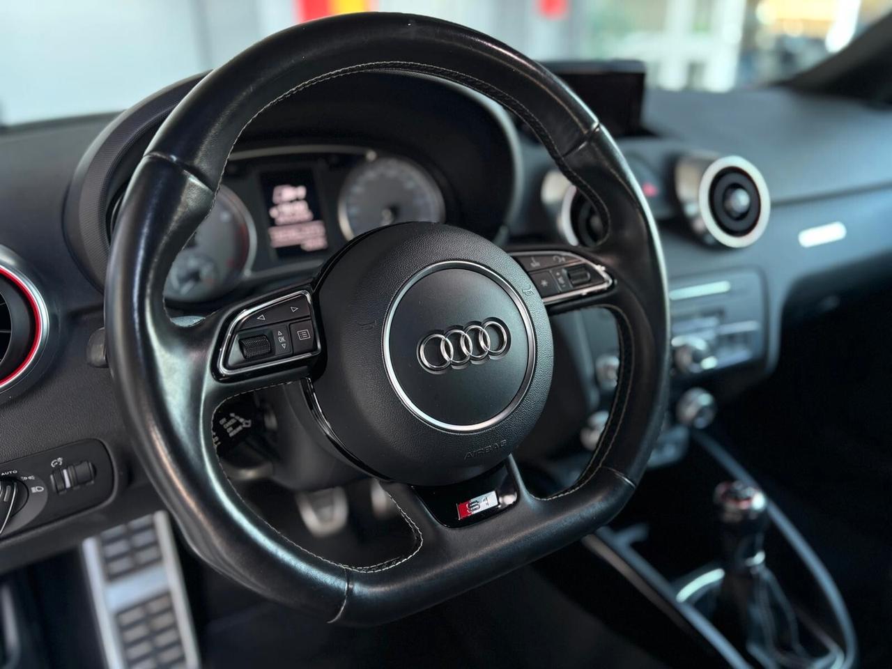 Audi A1 S1 SPB 2.0 TFSI quattro