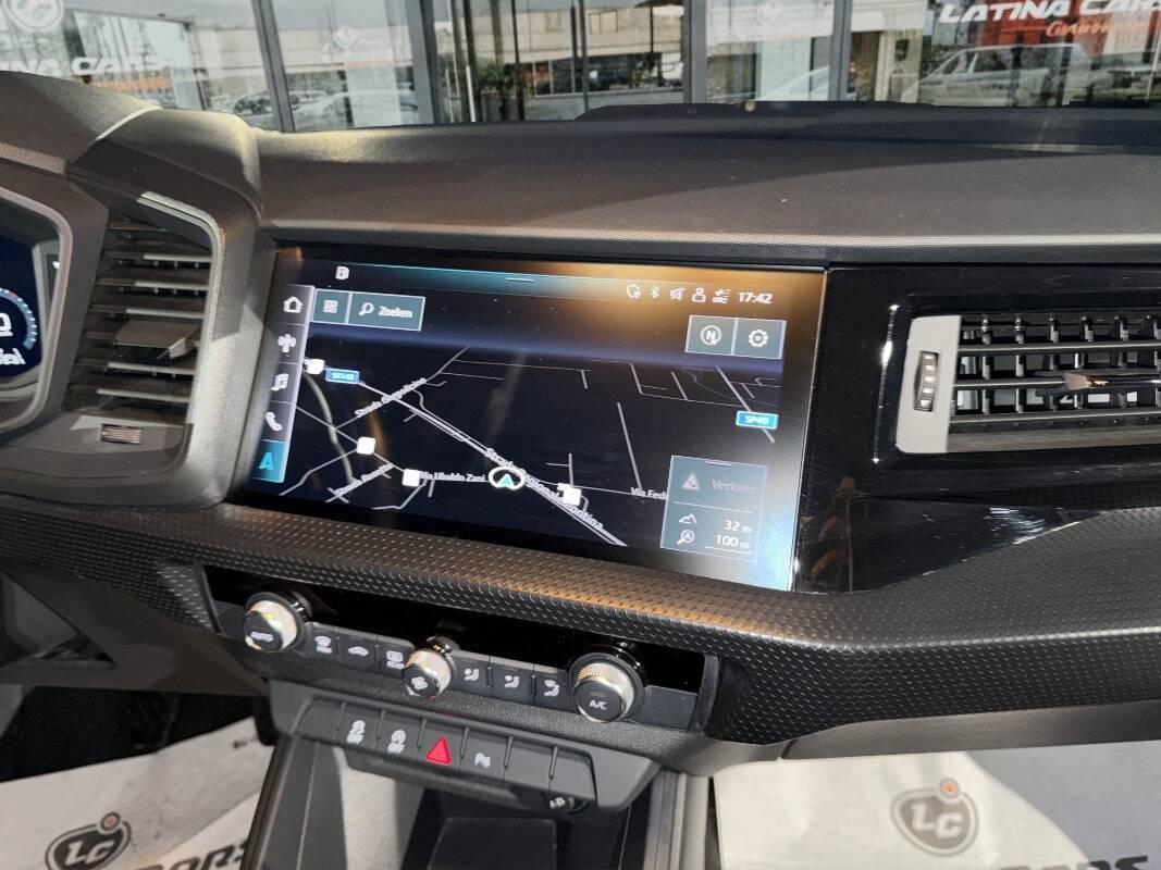 Audi A1 25 1.0 tfsi Con VIRTUAL COCKPIT