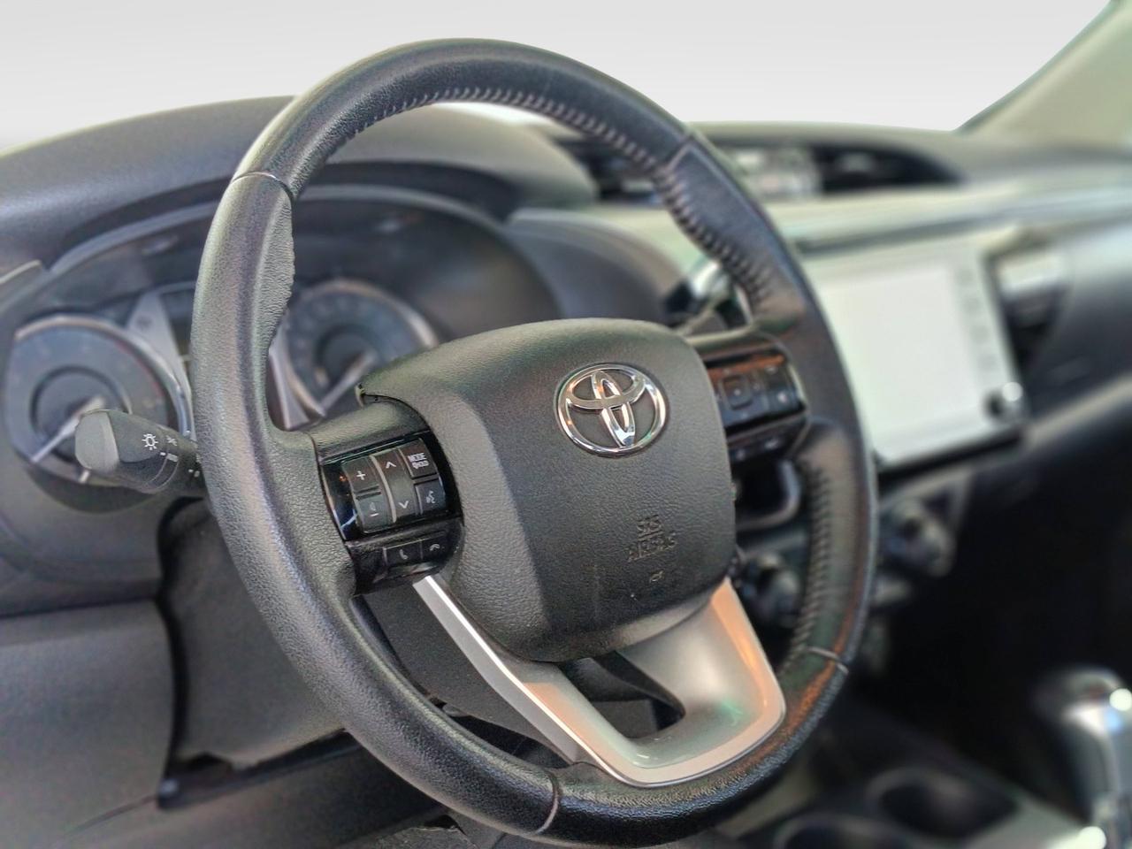 TOYOTA Hilux IV 2021 - Hilux 2.8 d double cab Executive 4wd auto