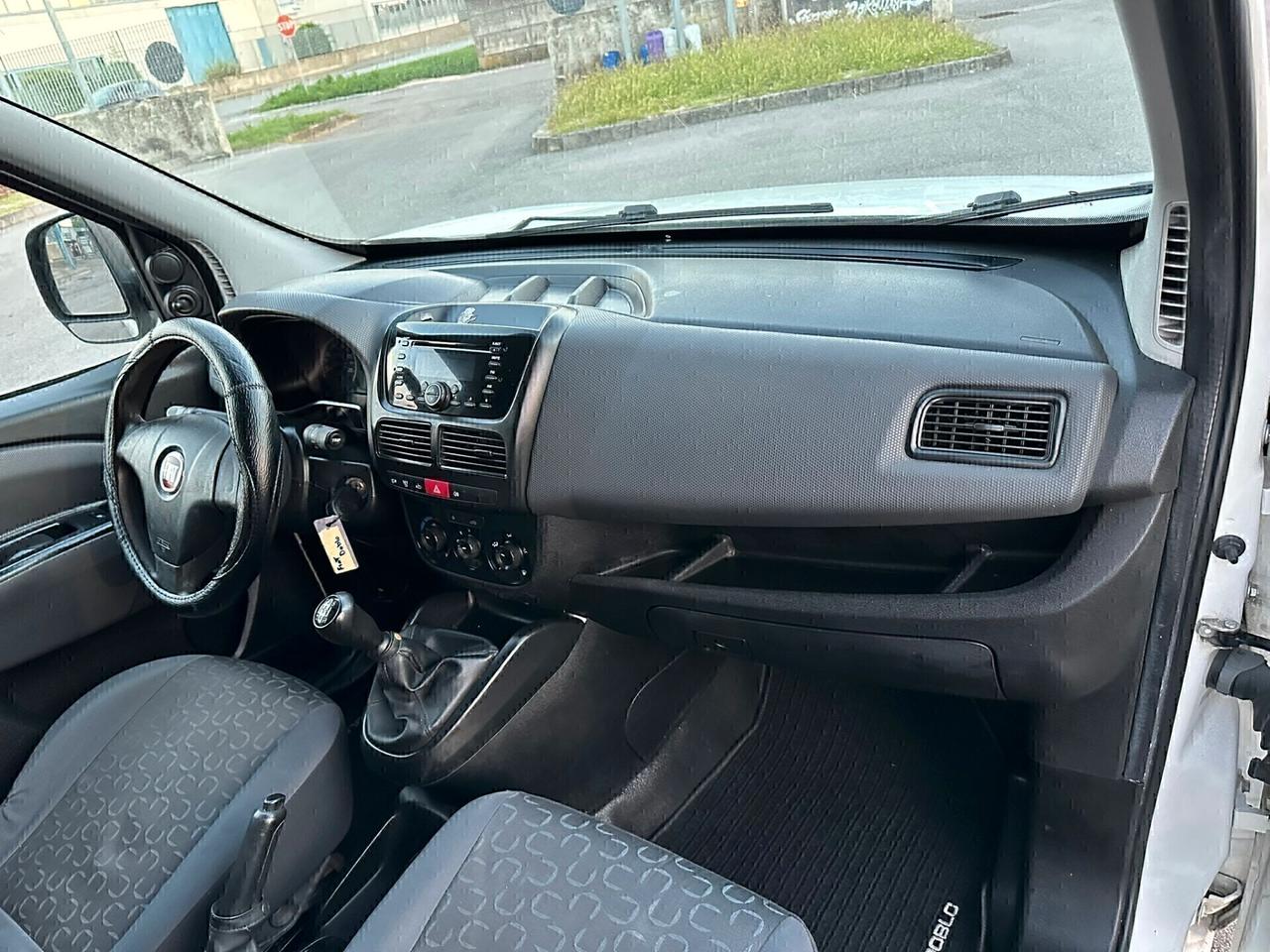 FIAT DOBLO' con ARIA CONDIZIONATA! SUPER PREZZO!