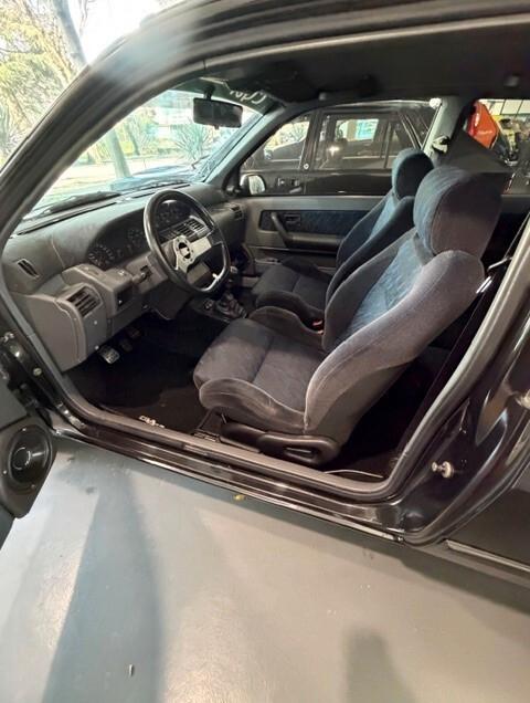 RENAULT CLIO 1.8 16V