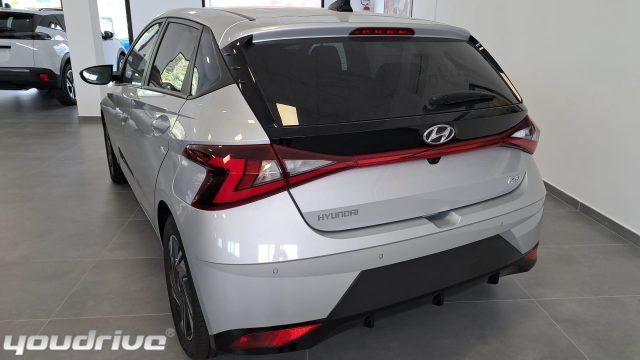 HYUNDAI i20 1.2 MPI MT Connectline+EXT Pack KM0