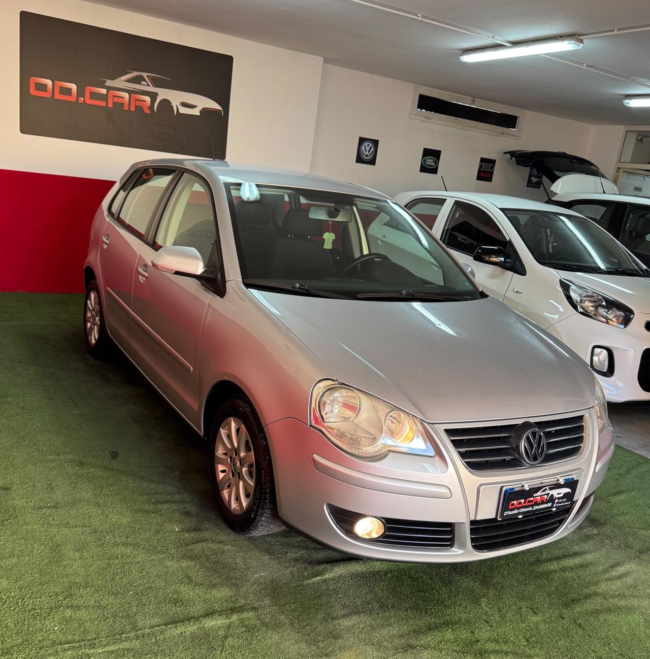 Volkswagen Polo 1.4/75CV 16V 5p. aut. Comfortline