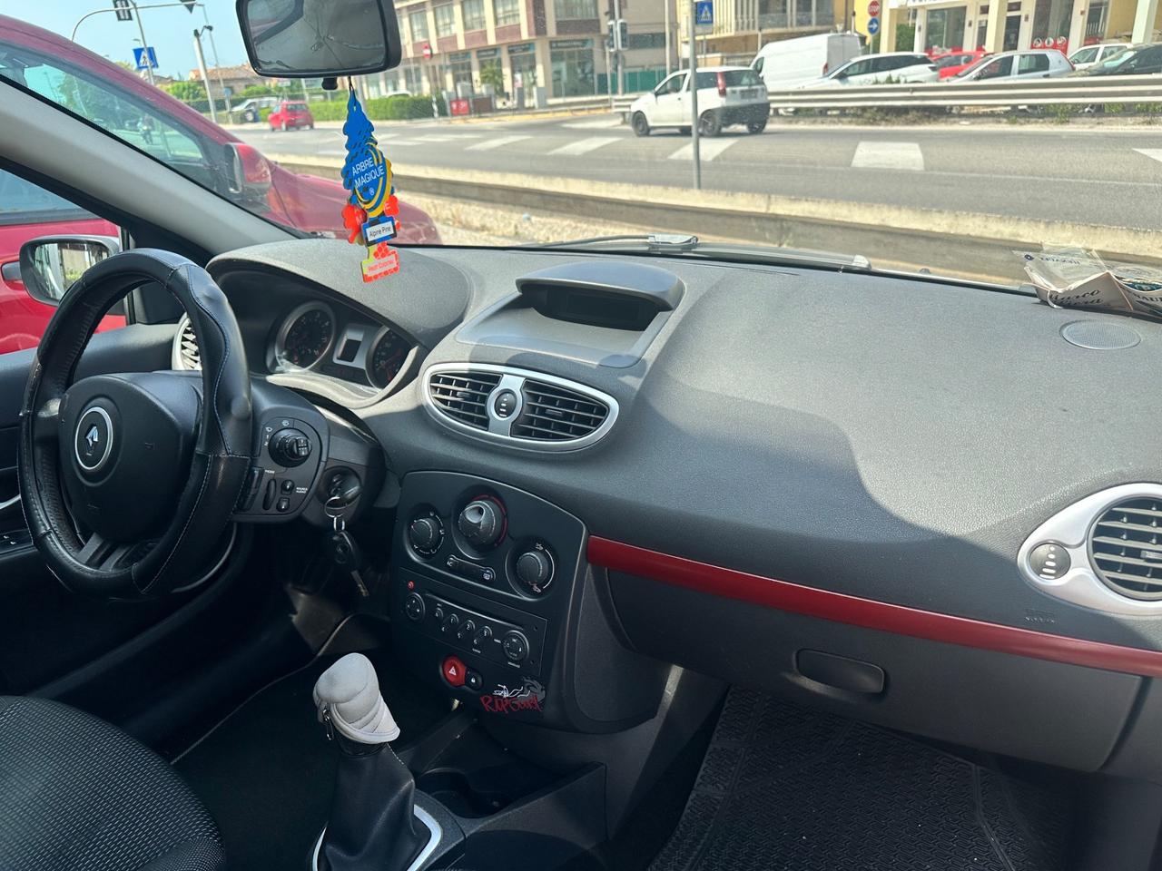 Renault Clio 1.5 dCi 85CV 5 porte Rip Curl