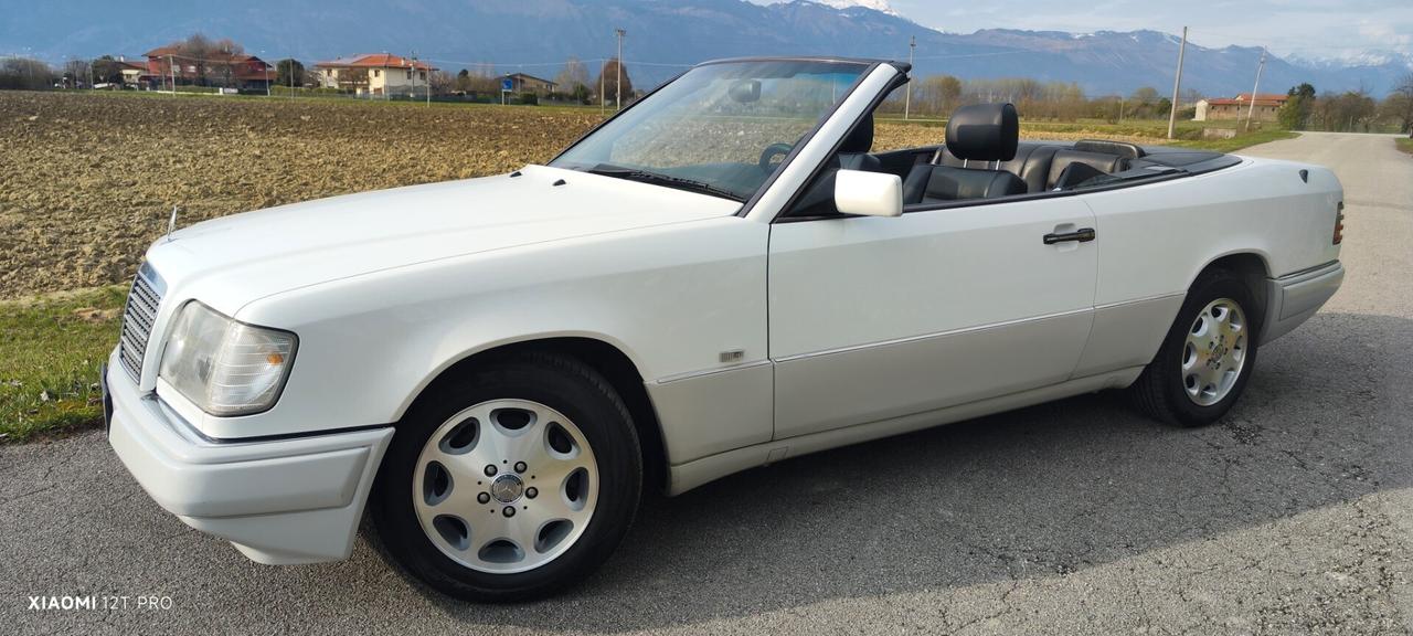 Mercedes-benz E 200 CABRIO (Mosca bianca)