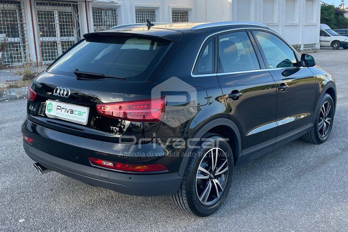 AUDI Q3 2.0 TDI 120 CV Business