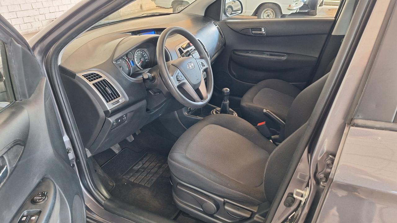 Hyundai i20 1.2 MPI GPL Connectline