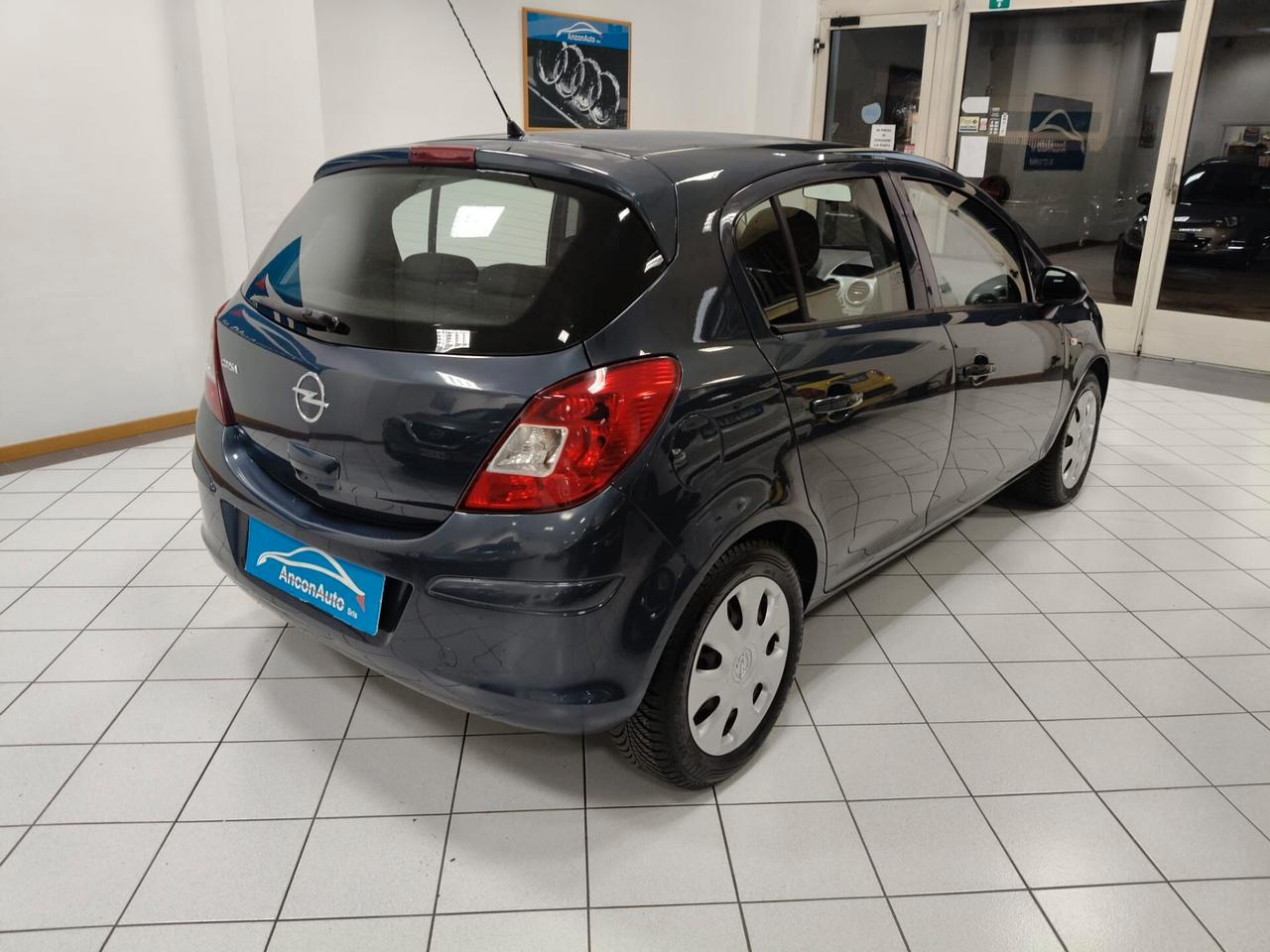 Opel Corsa 1.2B X NEOPATENTATI 2009