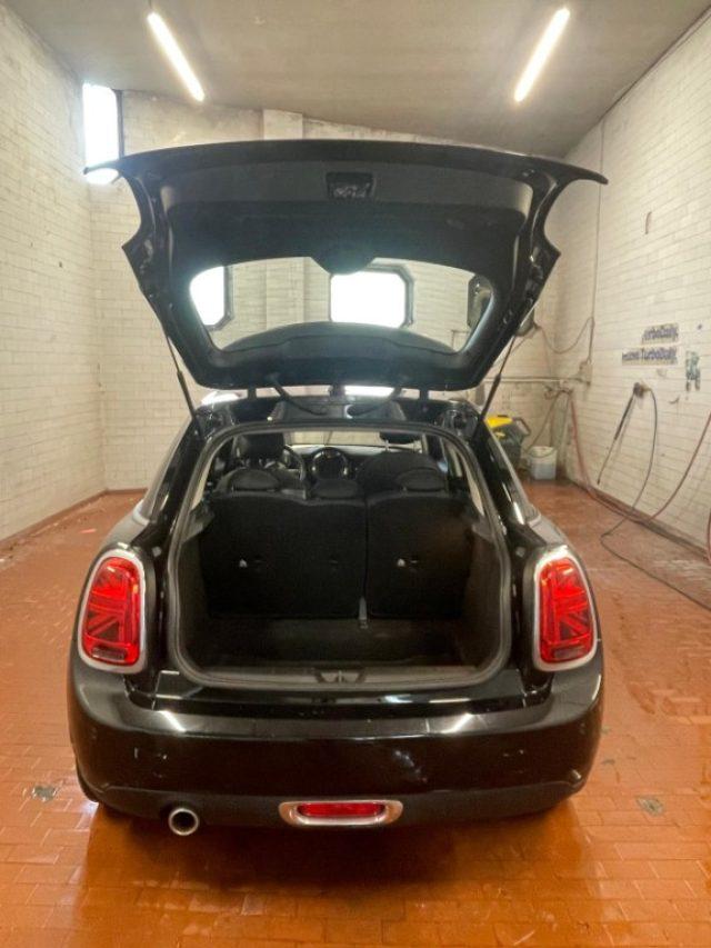 MINI Cooper D 1.5 Cooper D 5 porte