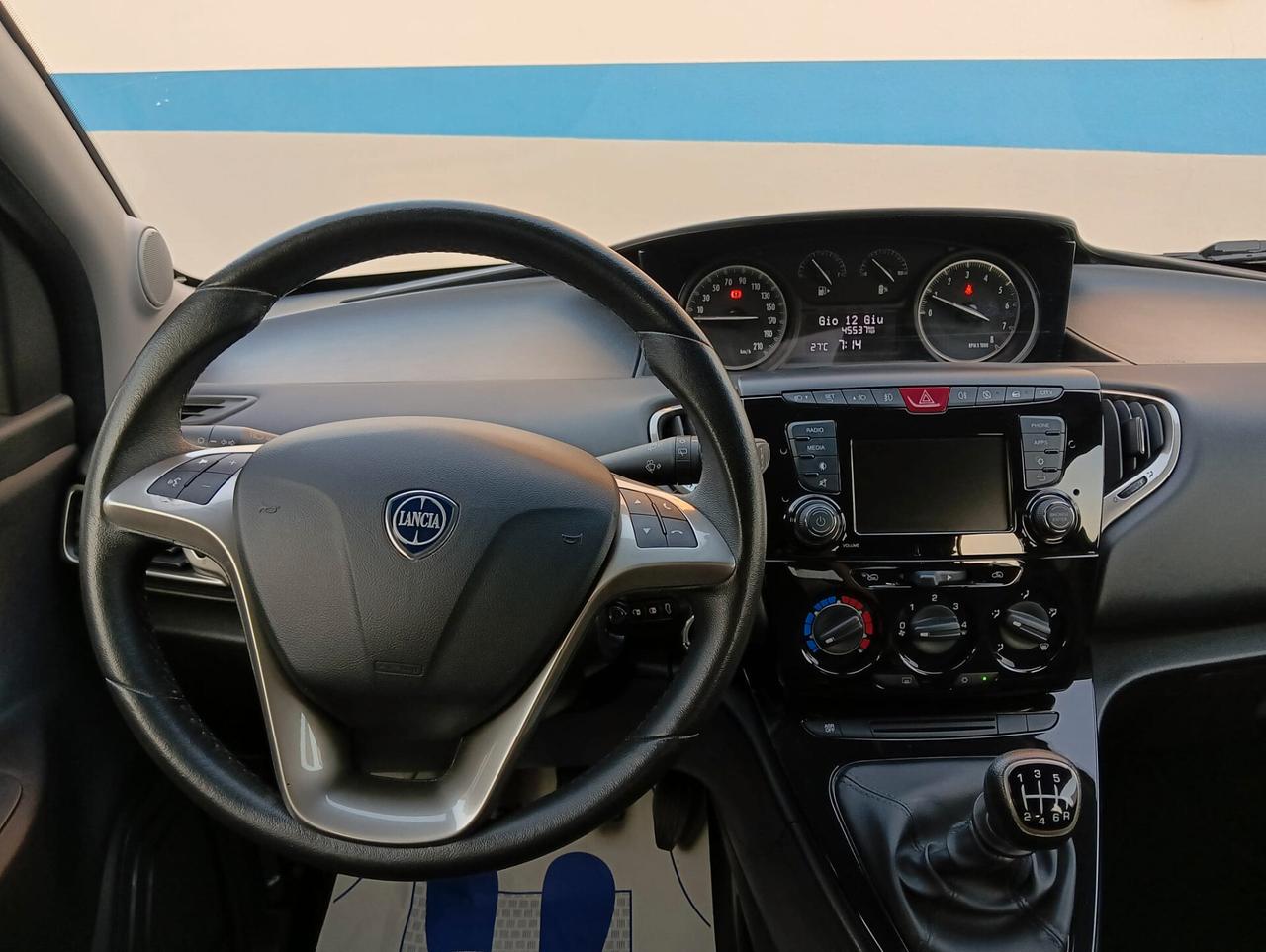 Lancia Ypsilon 1.0 FireFly 5 porte S&S Hybrid Ecochic Gold