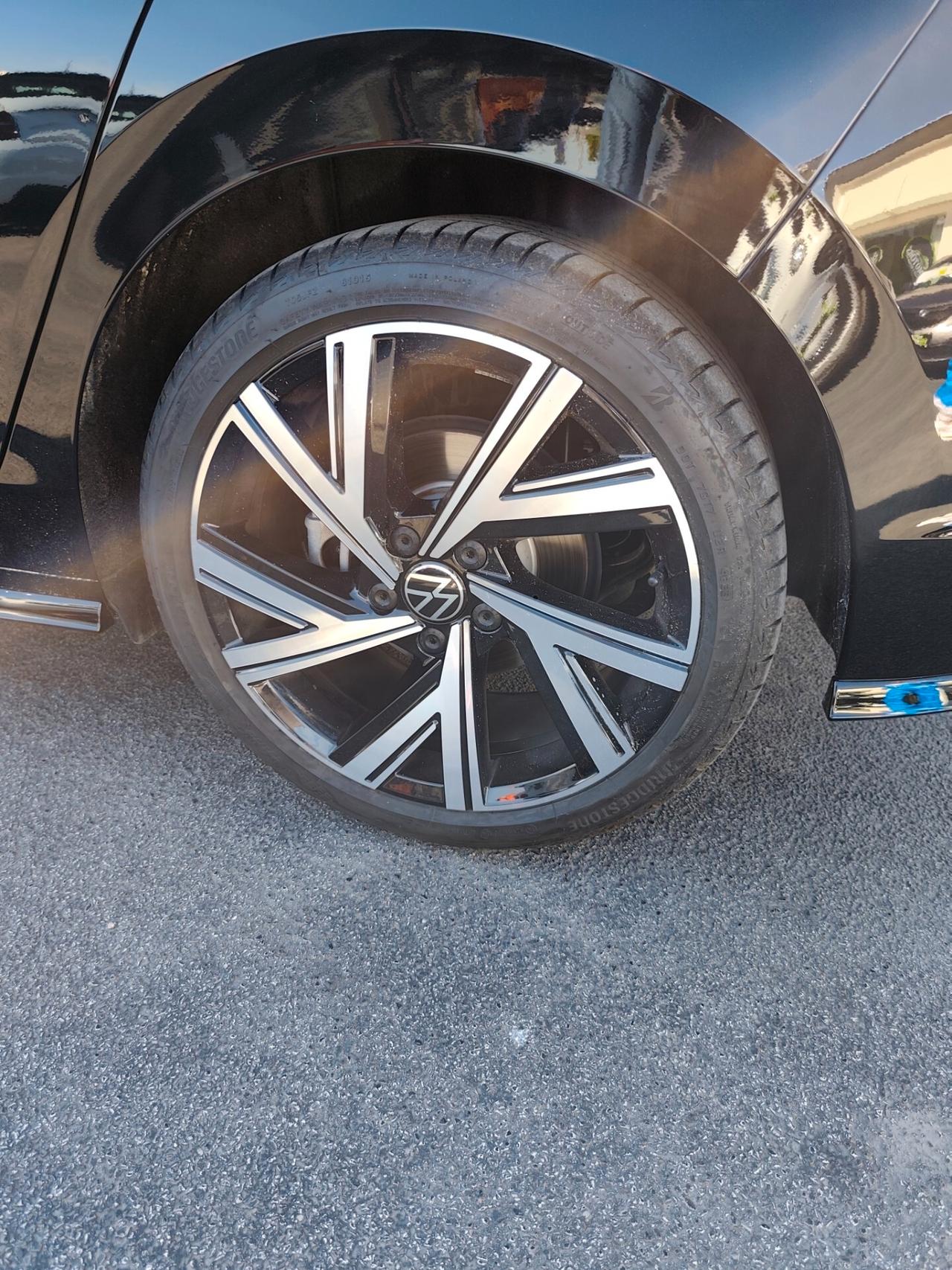 Volkswagen Golf 2.0 TDI 150 CV DSG SCR R-Line 11/2024