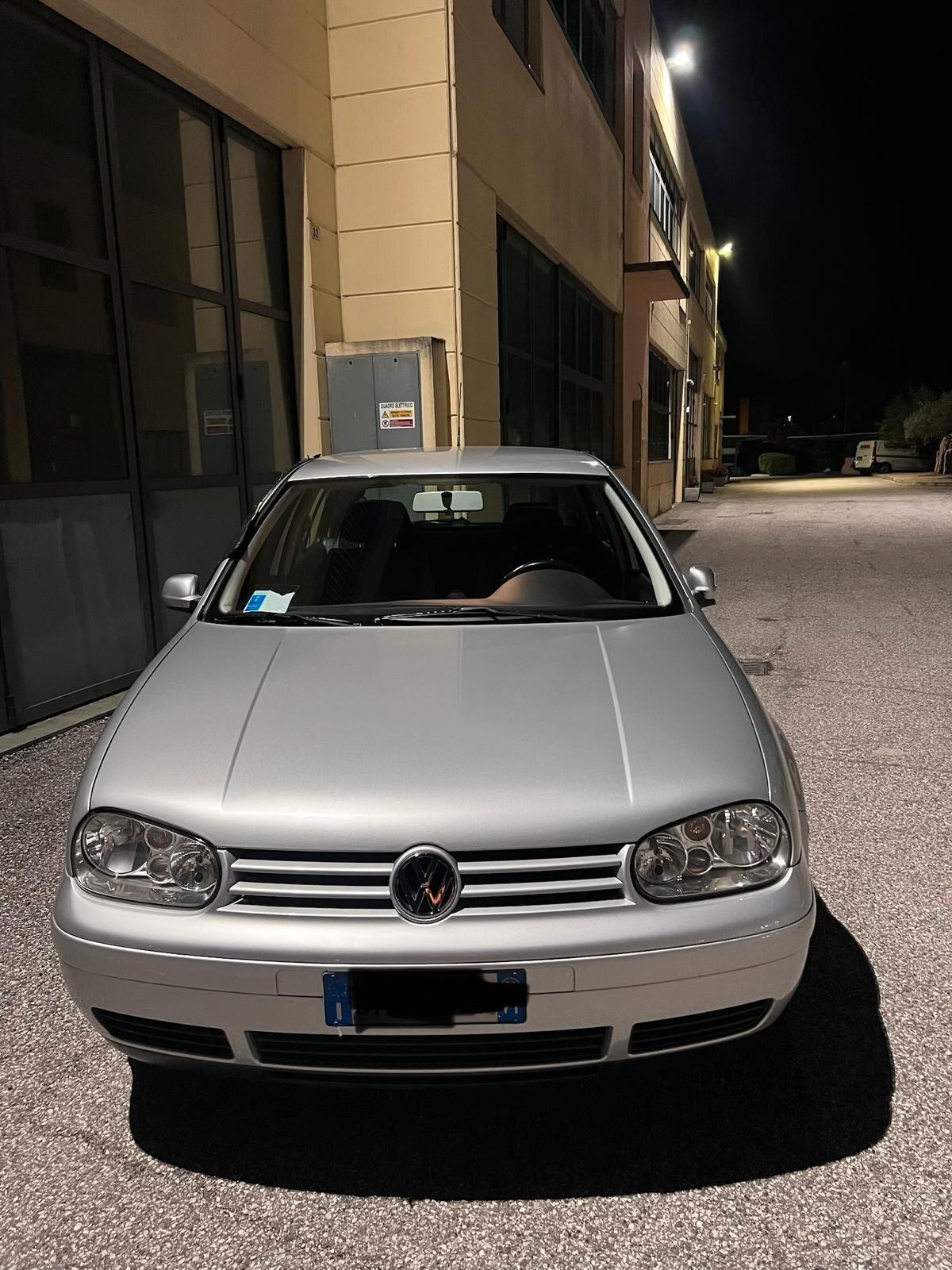 Volkswagen Golf 1.6 16V cat 5 porte Comfortline