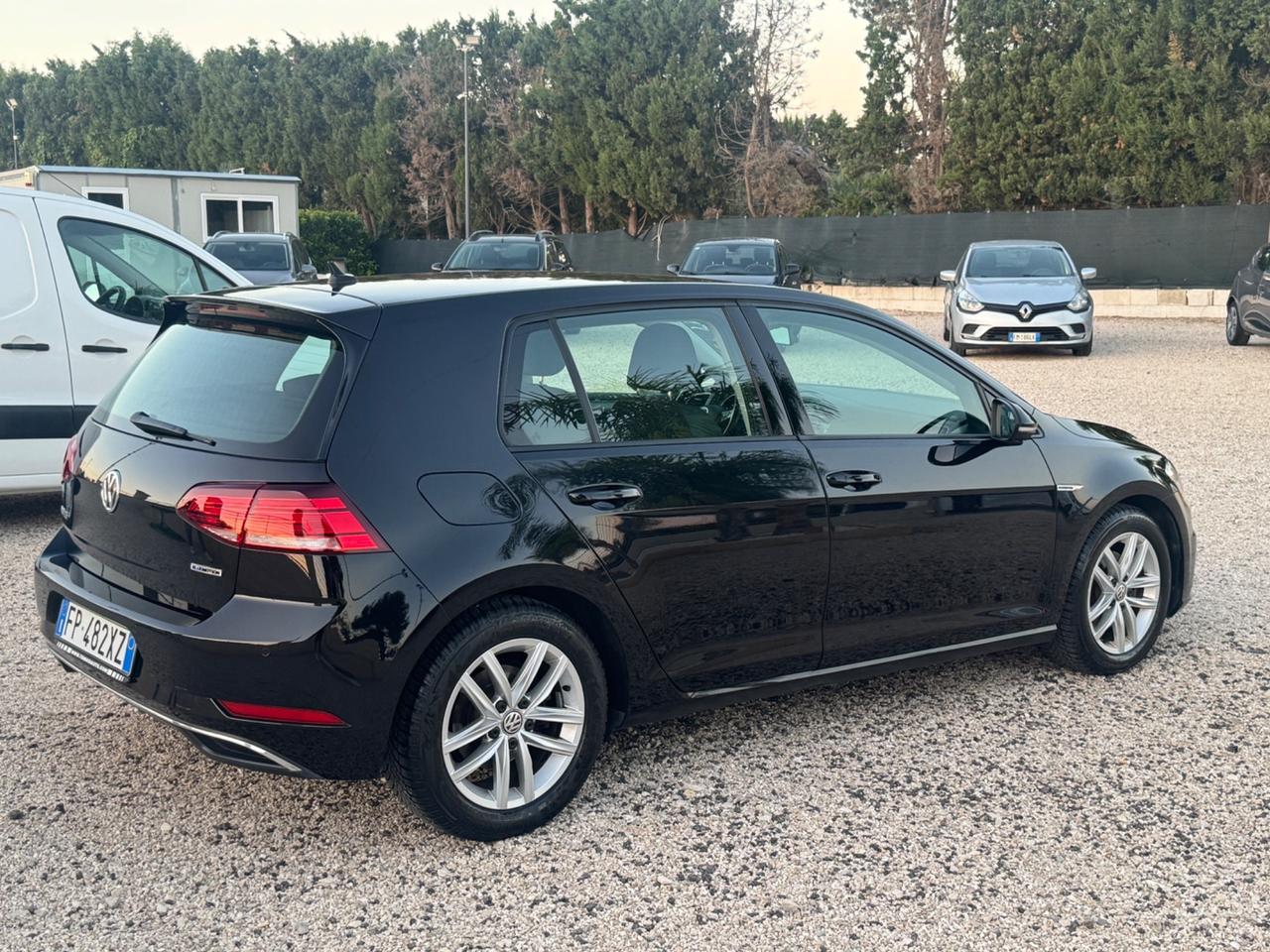 Volkswagen Golf 1.5 TSI 130 CV EVO DSG 5p. Business BlueMotion
