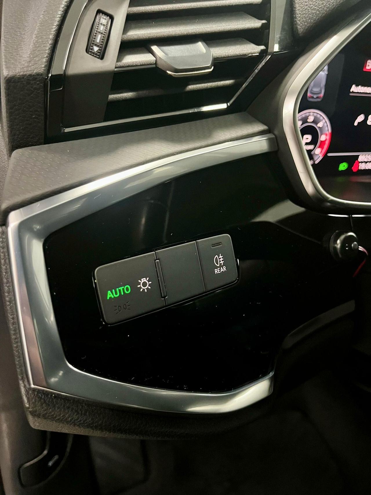 Audi Q3 35 TDI S tronic Business Advanced