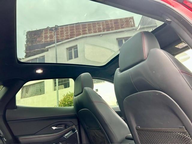 Jaguar E-Pace 2.0D 180 CV AWD R dynamic Chequered Flag