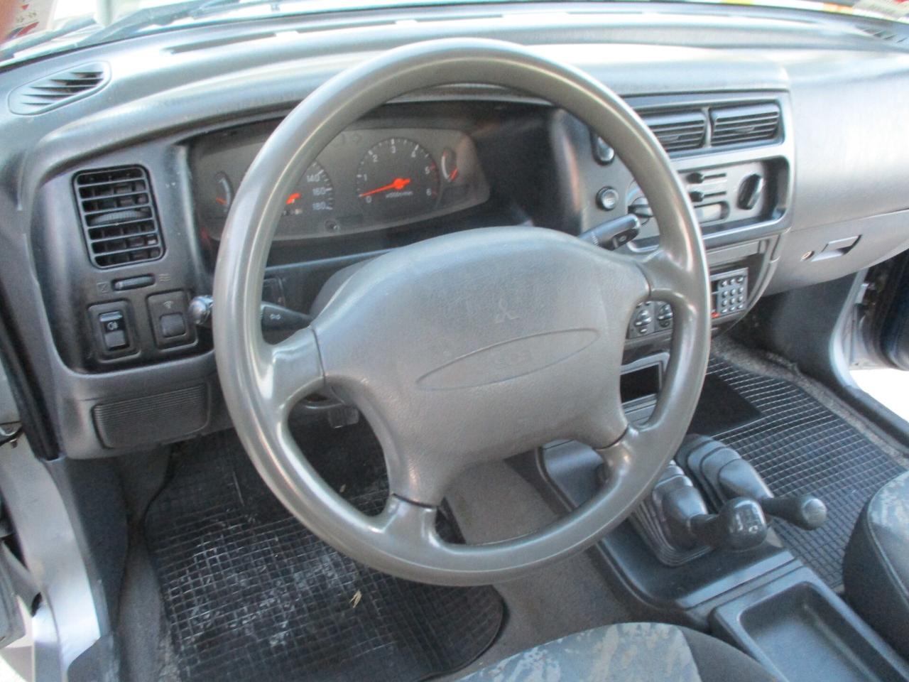 Mitsubishi L200 2.5 TDI 4WD PIK-UP MOLTO BELLO