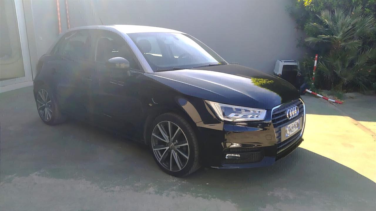 Audi A1 SPB 1.0 TFSI ultra Metal plus