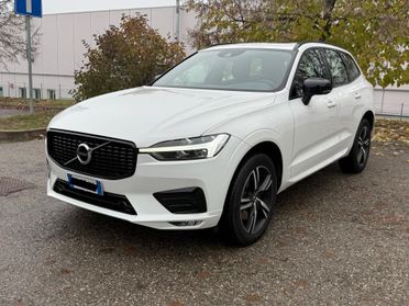 Volvo XC60 2.0 b4 R-design awd auto my20