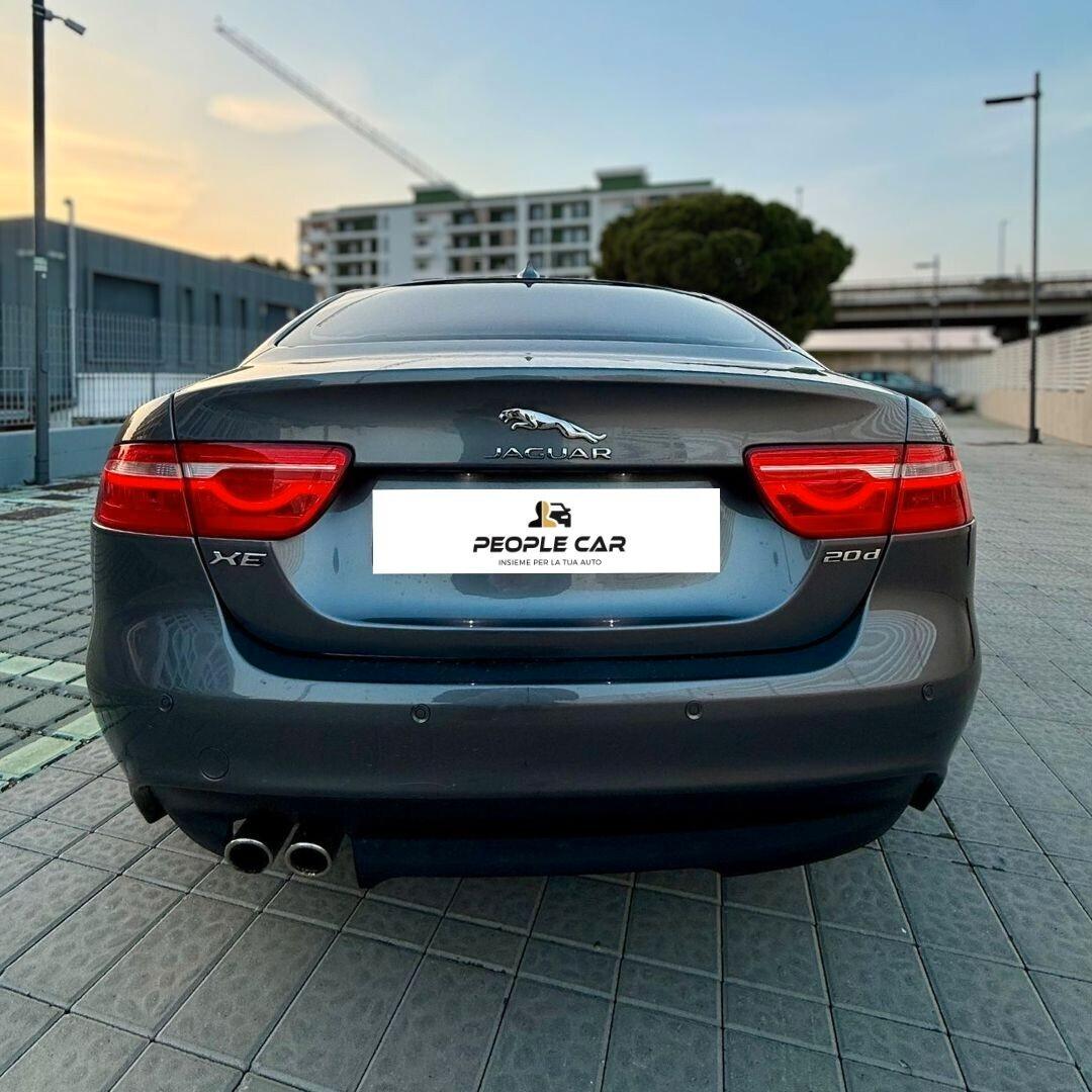 Jaguar XE 2.0 D Turbo aut. Pure **GARANZIA MOTORE**
