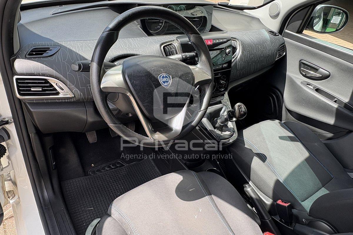LANCIA Ypsilon 0.9 TwinAir 85 CV 5 porte Metano Ecochic Gold