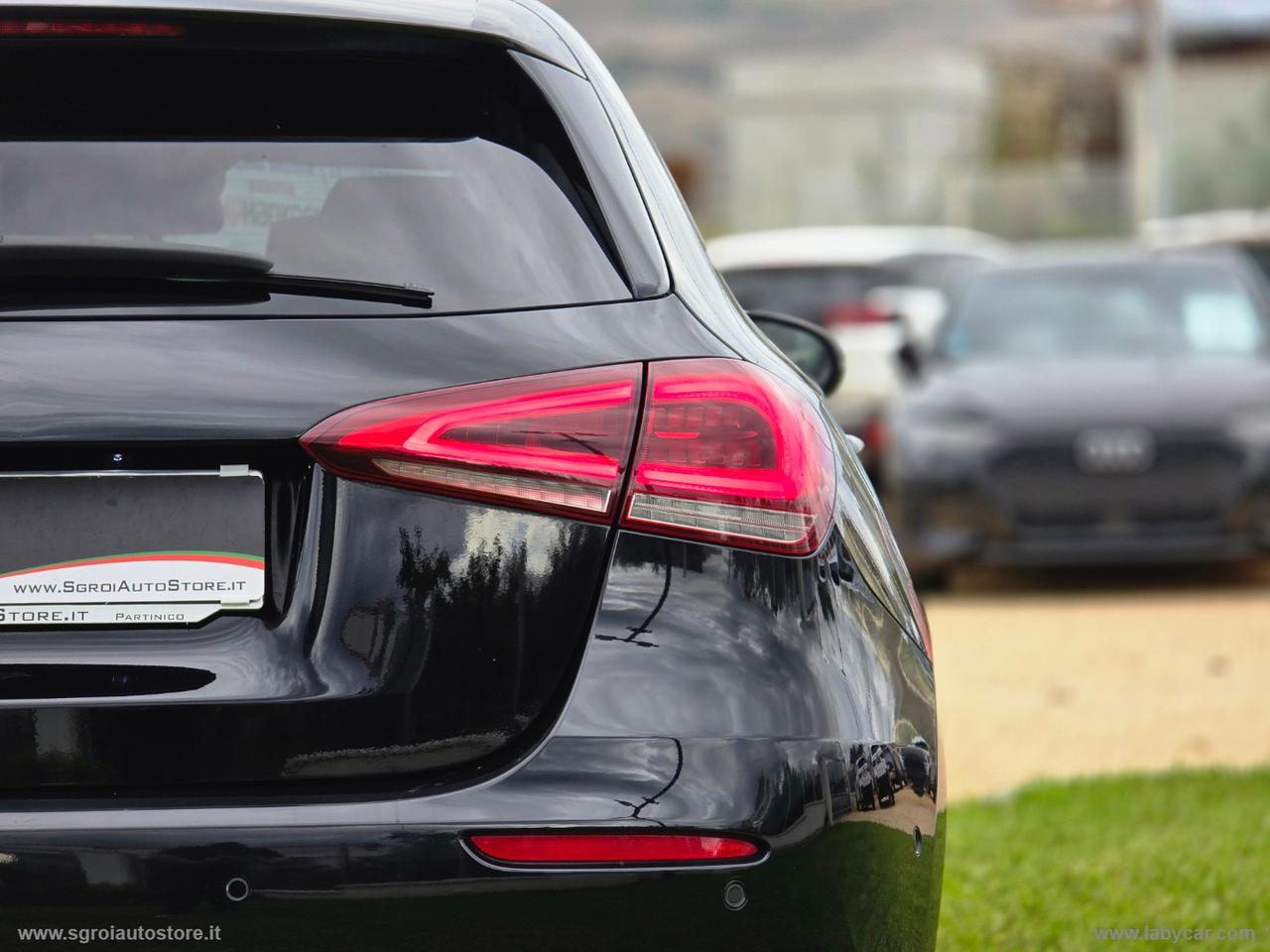 MERCEDES-BENZ A 180 d Sport