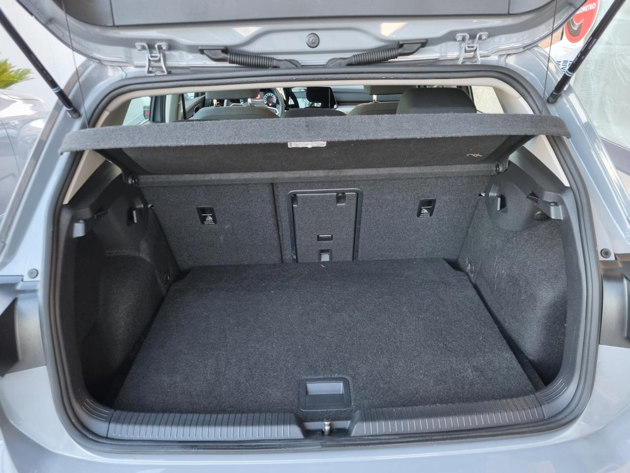 Volkswagen Golf 1.0 TSI EVO Life 110cv dsg
