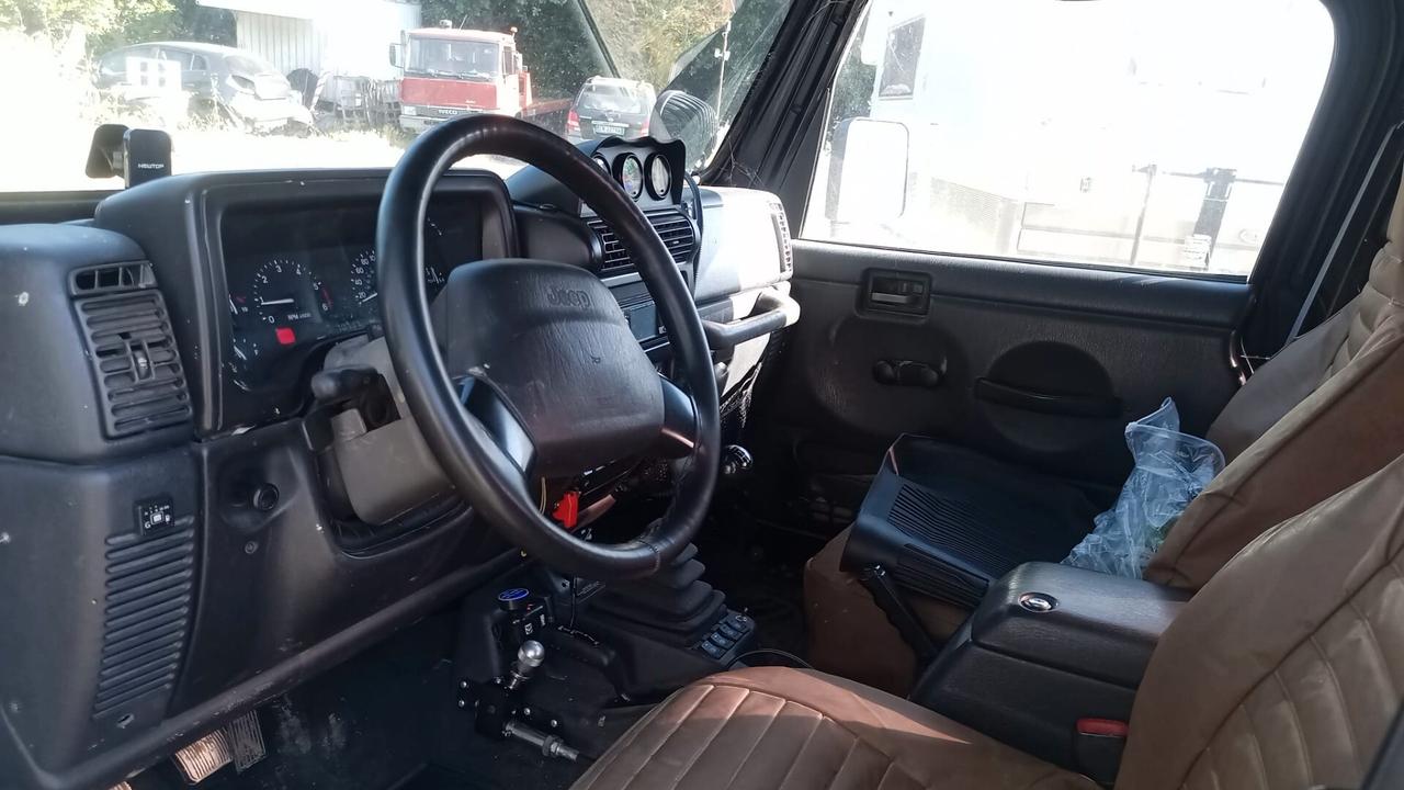 Jeep Wrangler 4.0 cat Sport omologato